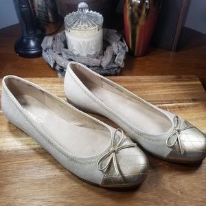 Aerosoles Becca Cream & Gold Ballet Flats Sz 9.5